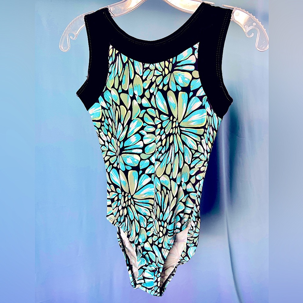 Gymnastic leotard